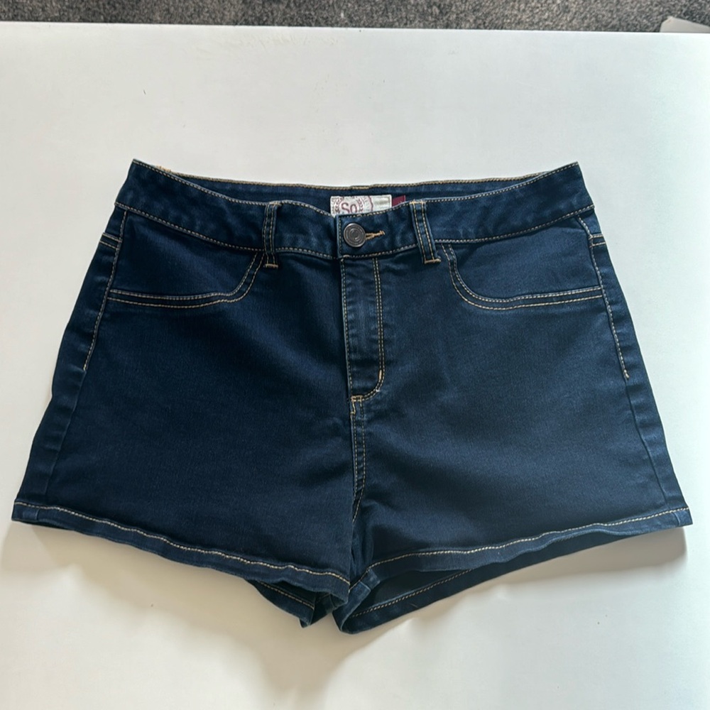 Shorts size 13